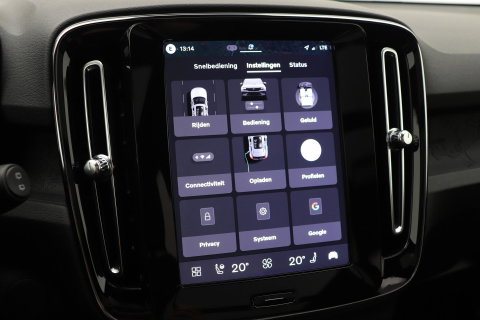 Volvo EX40 Single Motor Extended Range Plus Black Ed. 82 kWh | ACC | Panoramadak | 360° Camera | Harman/Kardon | BLIS | 20 Inch