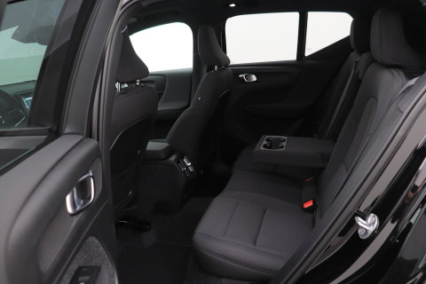 Volvo EX40 Single Motor Extended Range Plus Black Ed. 82 kWh | ACC | Panoramadak | 360° Camera | Harman/Kardon | BLIS | 20 Inch