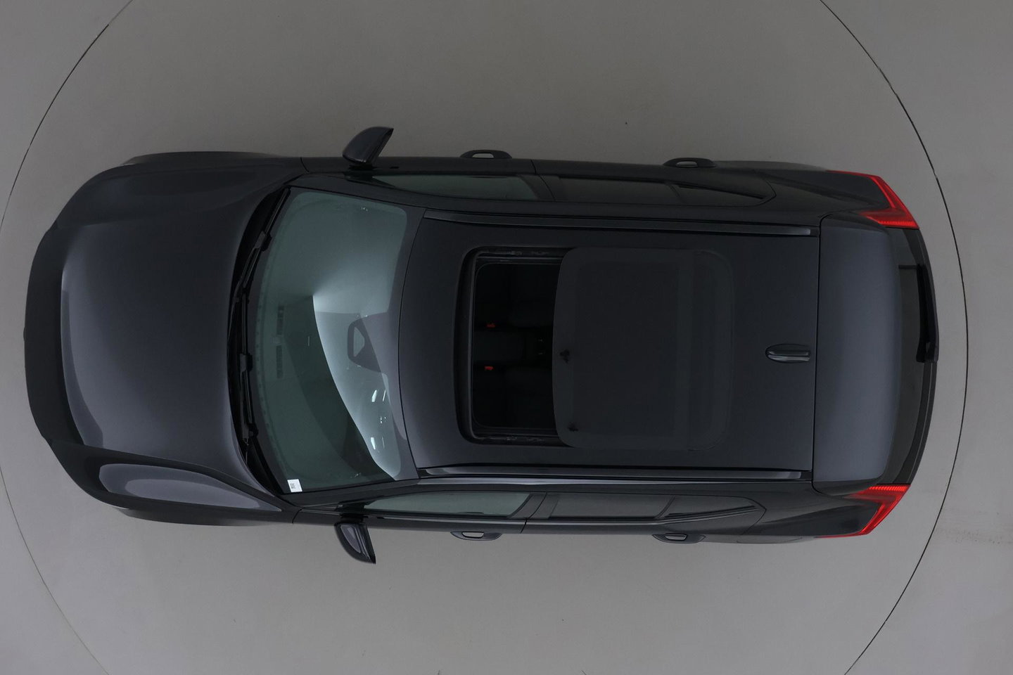 Volvo EX40 Single Motor Extended Range Plus Black Ed. 82 kWh | ACC | Panoramadak | 360° Camera | Harman/Kardon | BLIS | 20 Inch