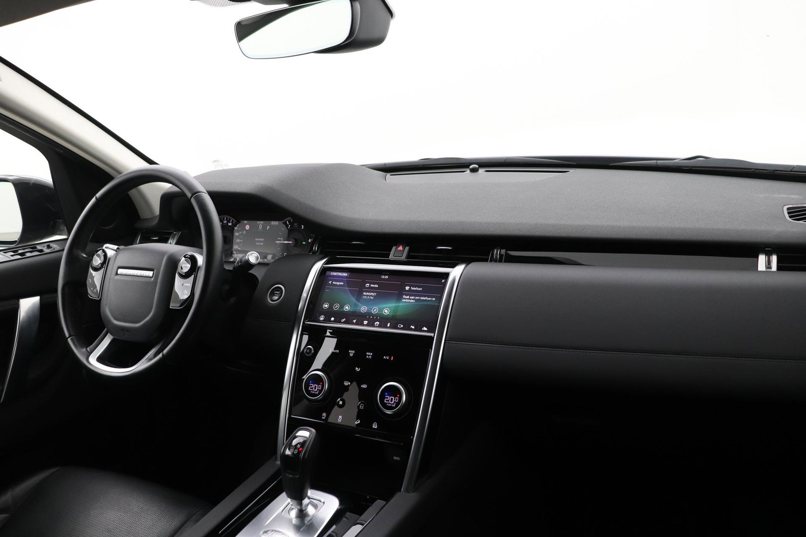 Land Rover Discovery Sport D180 2.0 S | Automaat | Vol-Leder | Getint Glas | Camera | Stoelverwarming