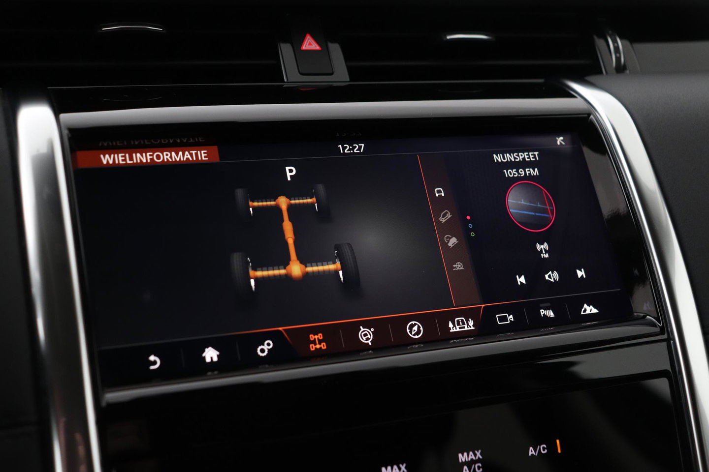 Land Rover Discovery Sport D180 2.0 S | Automaat | Vol-Leder | Getint Glas | Camera | Stoelverwarming