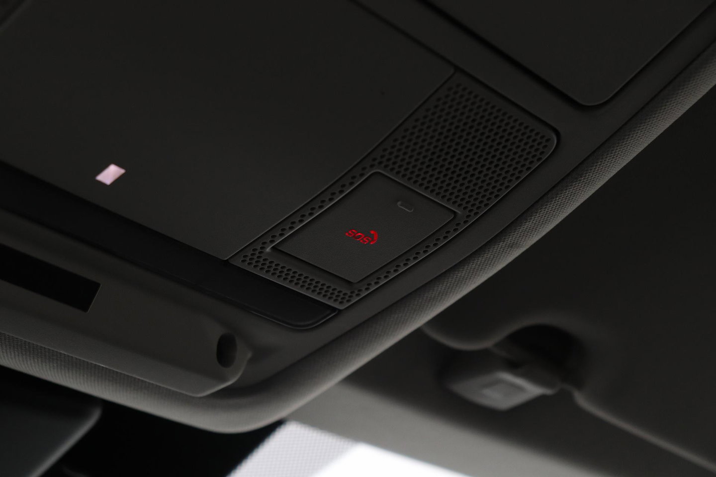 Land Rover Discovery Sport D180 2.0 S | Automaat | Vol-Leder | Getint Glas | Camera | Stoelverwarming