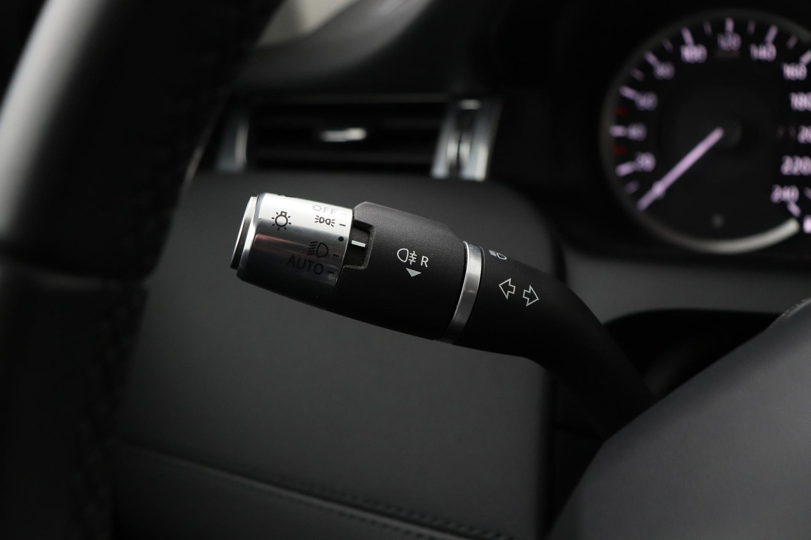 Land Rover Discovery Sport D180 2.0 S | Automaat | Vol-Leder | Getint Glas | Camera | Stoelverwarming