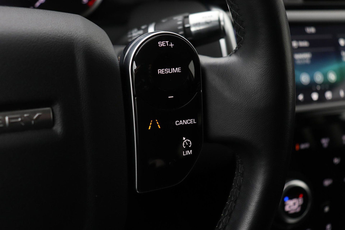 Land Rover Discovery Sport D180 2.0 S | Automaat | Vol-Leder | Getint Glas | Camera | Stoelverwarming