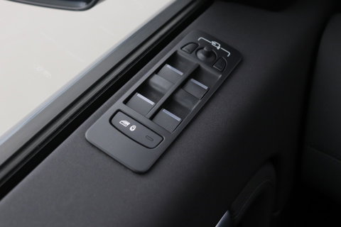 Land Rover Discovery Sport D180 2.0 S | Automaat | Vol-Leder | Getint Glas | Camera | Stoelverwarming