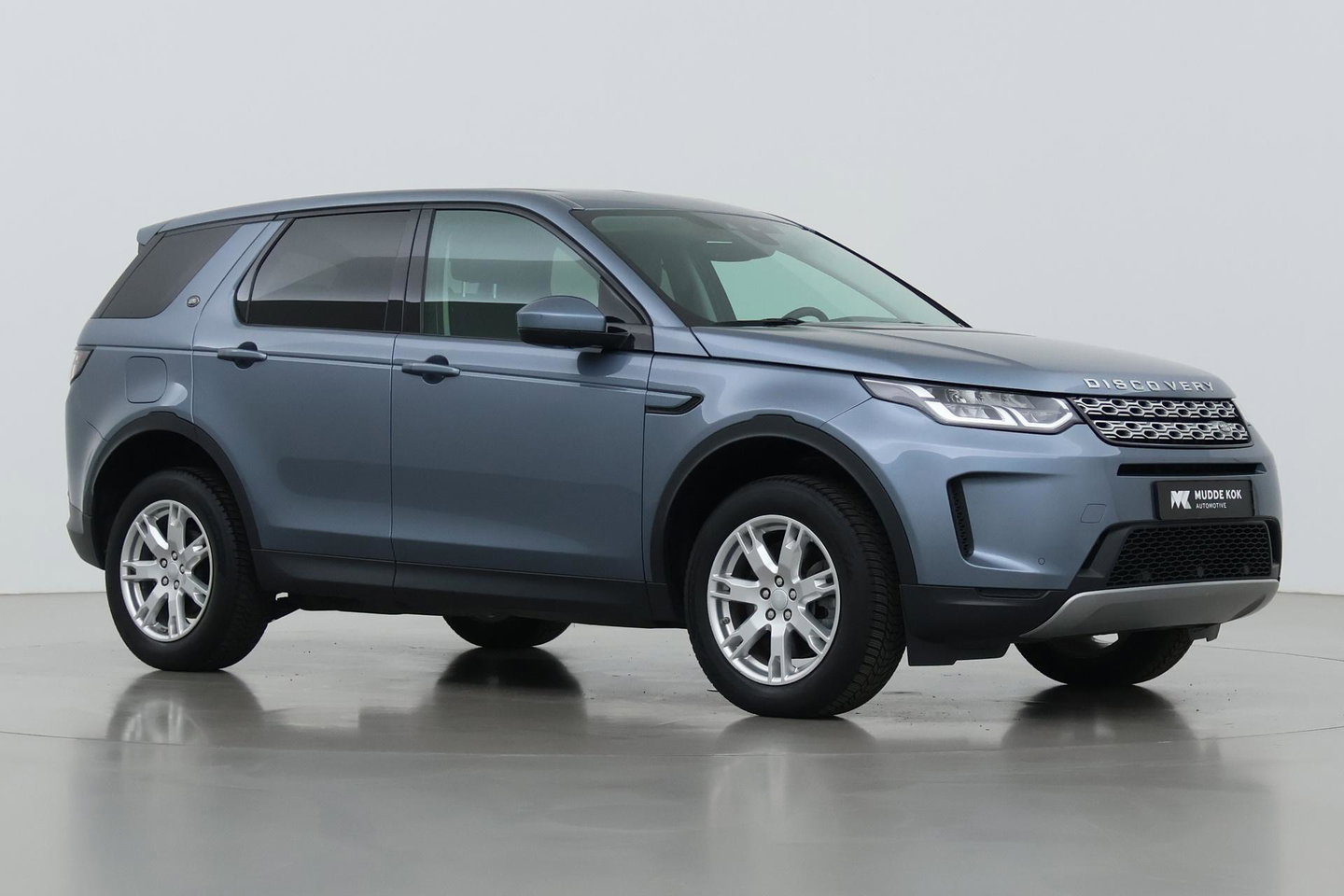 Land Rover Discovery Sport D180 2.0 S | Automaat | Vol-Leder | Getint Glas | Camera | Stoelverwarming