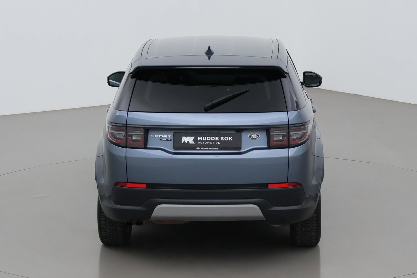 Land Rover Discovery Sport D180 2.0 S | Automaat | Vol-Leder | Getint Glas | Camera | Stoelverwarming