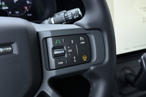 Land Rover Defender 2.0 P300e 110 X-Dynamic HSE | FACELIFT | ClearSight | Meridian Surround | Koelbox | Head-Up | Luchtvering | Trekhaak