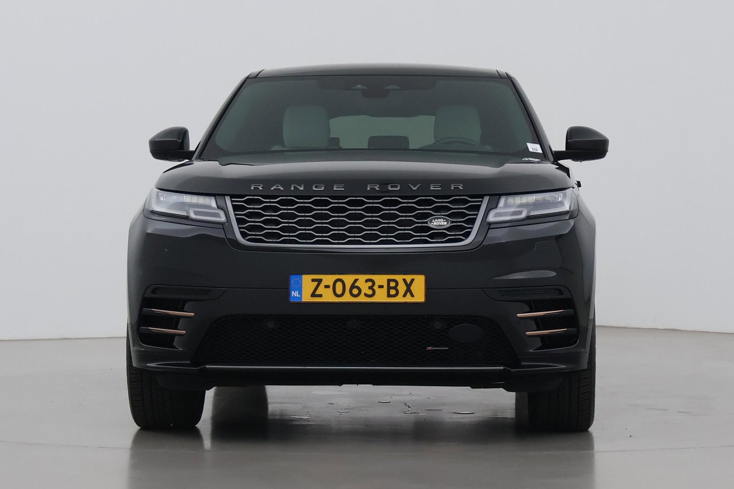 Land Rover Range Rover Velar 2.0 D200 R-Dynamic SE | ACC | Meridian Surround | Matrix LED | Keyless Entry | Stoel+Stuurverwarming | 20 inch