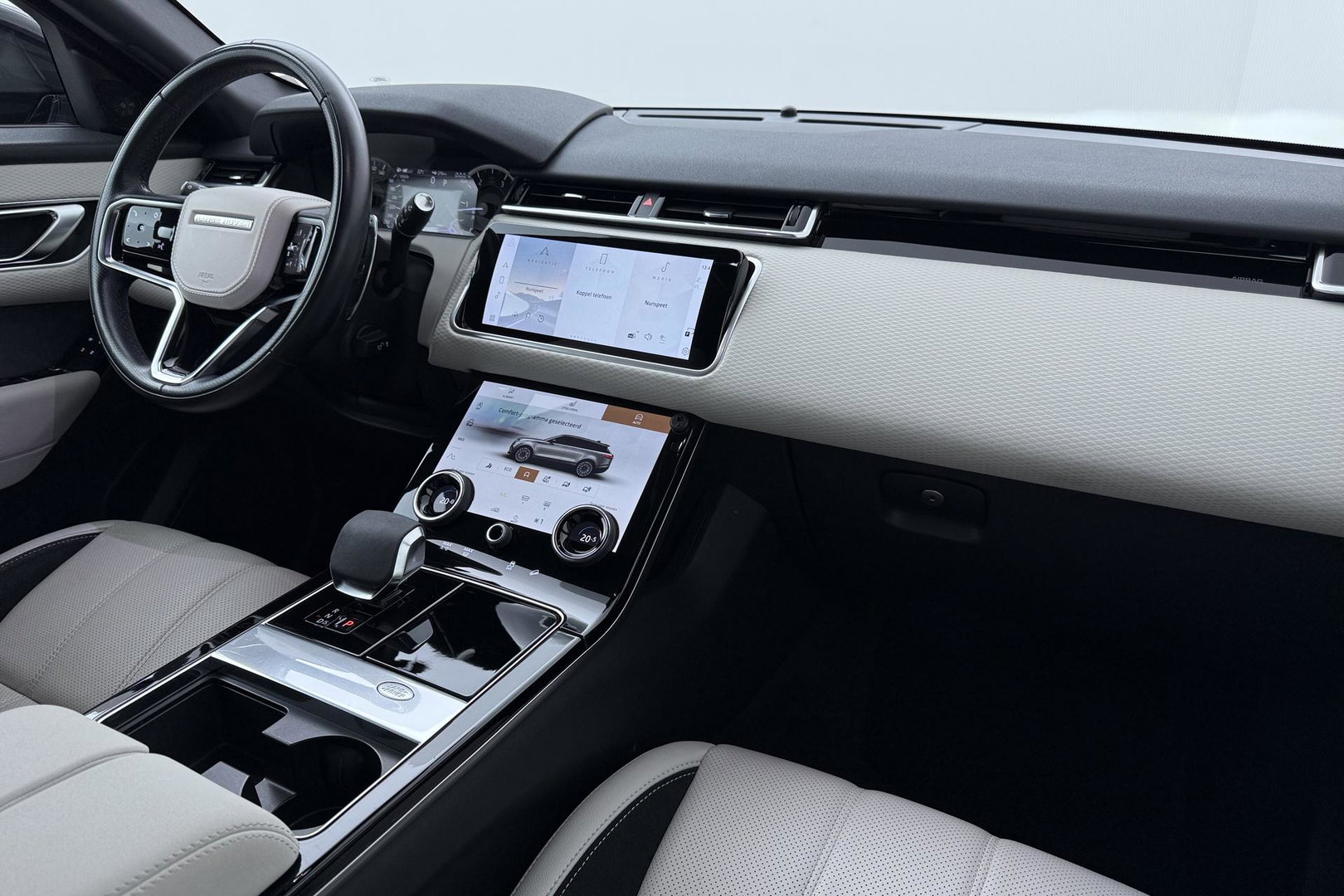 Land Rover Range Rover Velar 2.0 D200 R-Dynamic SE | ACC | Meridian Surround | Matrix LED | Keyless Entry | Stoel+Stuurverwarming | 20 inch