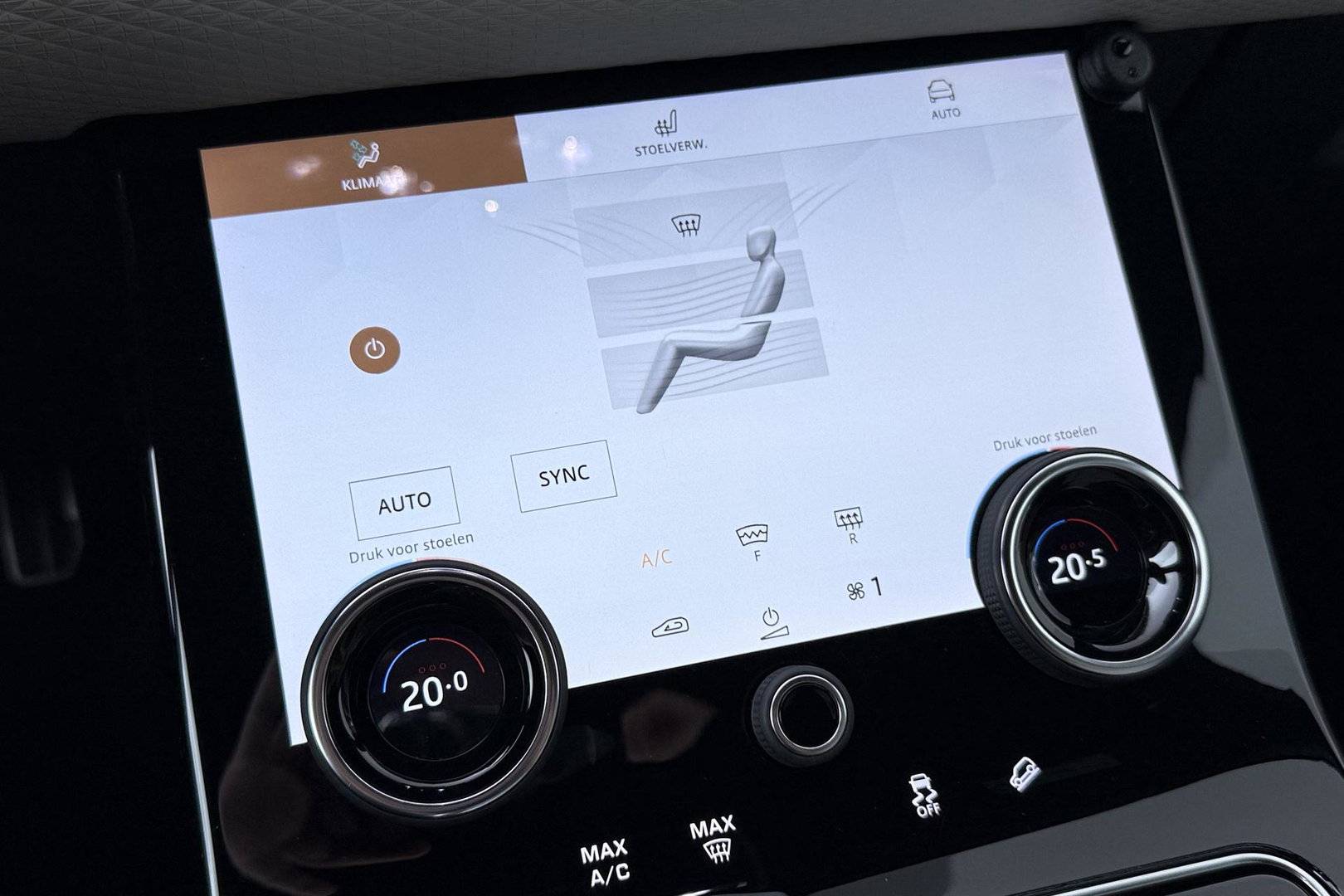 Land Rover Range Rover Velar 2.0 D200 R-Dynamic SE | ACC | Meridian Surround | Matrix LED | Keyless Entry | Stoel+Stuurverwarming | 20 inch