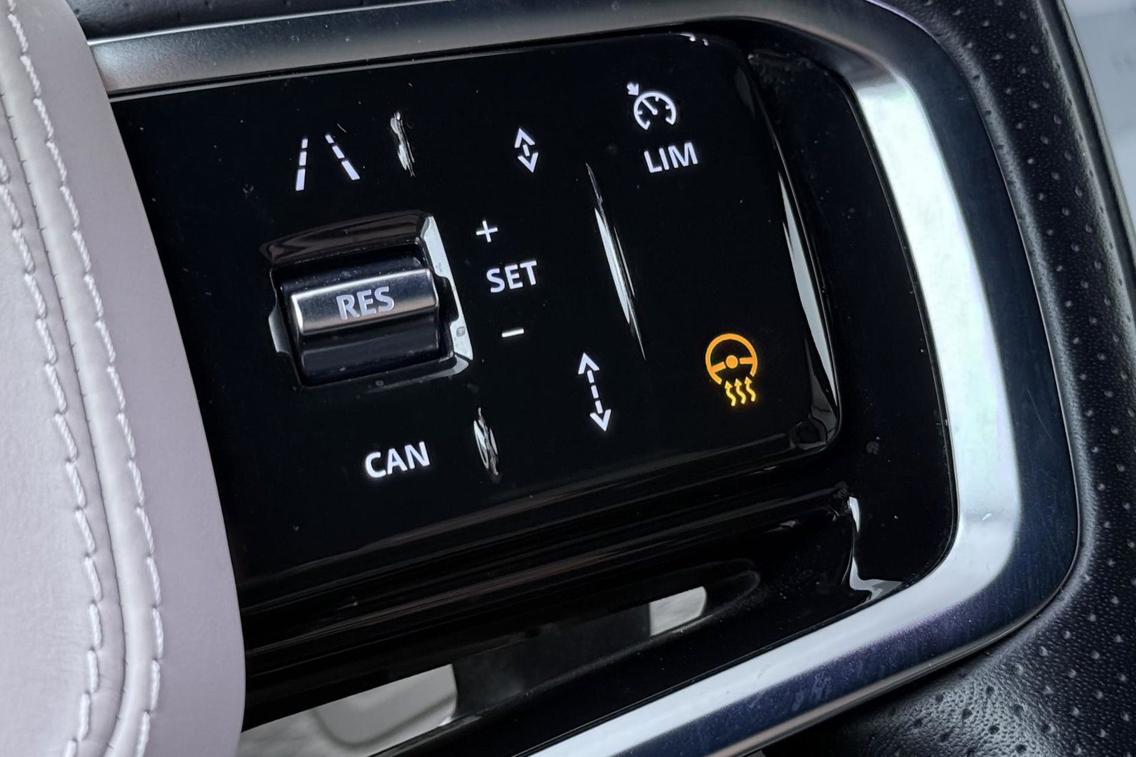 Land Rover Range Rover Velar 2.0 D200 R-Dynamic SE | ACC | Meridian Surround | Matrix LED | Keyless Entry | Stoel+Stuurverwarming | 20 inch