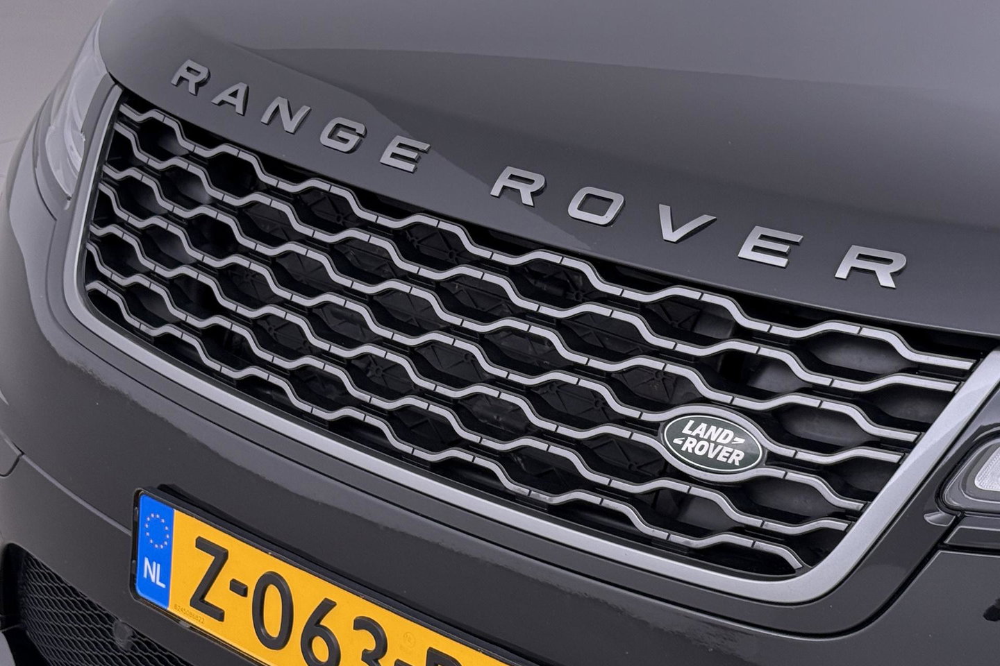 Land Rover Range Rover Velar 2.0 D200 R-Dynamic SE | ACC | Meridian Surround | Matrix LED | Keyless Entry | Stoel+Stuurverwarming | 20 inch