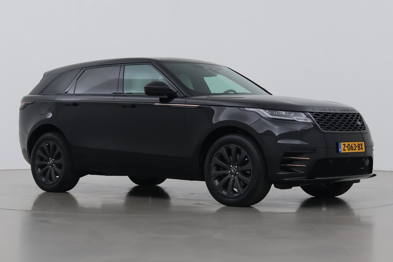 Land Rover Range Rover Velar 2.0 D200 R-Dynamic SE | ACC | Meridian Surround | Matrix LED | Keyless Entry | Stoel+Stuurverwarming | 20 inch