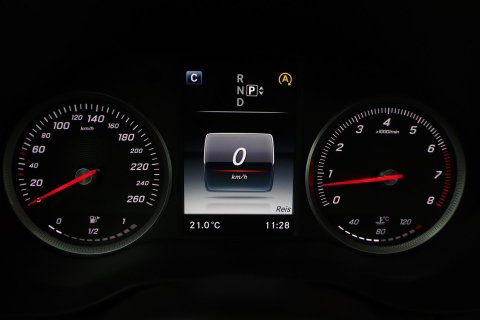 Mercedes-Benz C-Klasse Estate 200 Ambition | Automaat | Panoramadak | Trekhaak | Cruise Control | 18 Inch