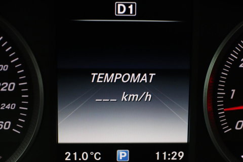 Mercedes-Benz C-Klasse Estate 200 Ambition | Automaat | Panoramadak | Trekhaak | Cruise Control | 18 Inch