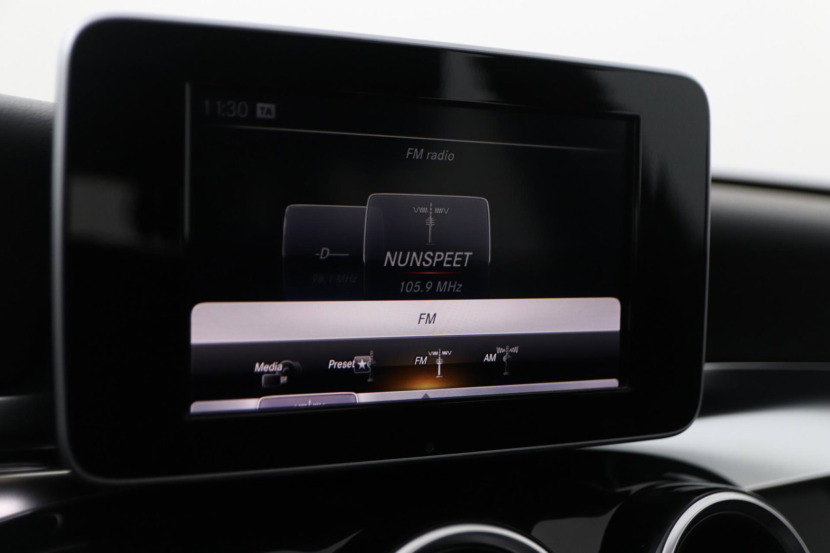 Mercedes-Benz C-Klasse Estate 200 Ambition | Automaat | Panoramadak | Trekhaak | Cruise Control | 18 Inch