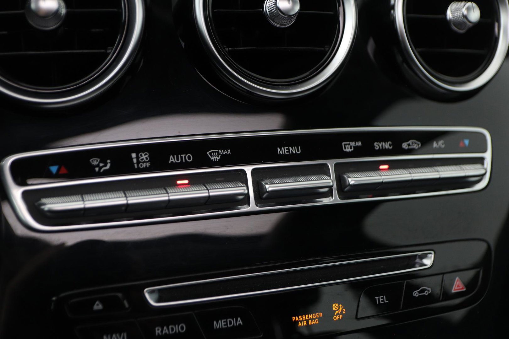 Mercedes-Benz C-Klasse Estate 200 Ambition | Automaat | Panoramadak | Trekhaak | Cruise Control | 18 Inch