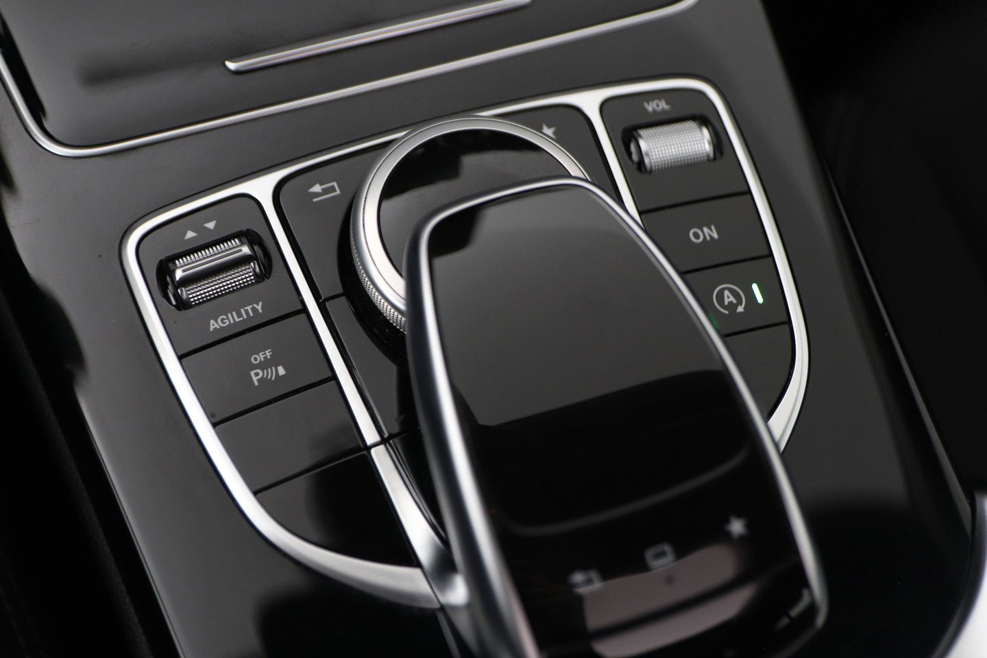Mercedes-Benz C-Klasse Estate 200 Ambition | Automaat | Panoramadak | Trekhaak | Cruise Control | 18 Inch