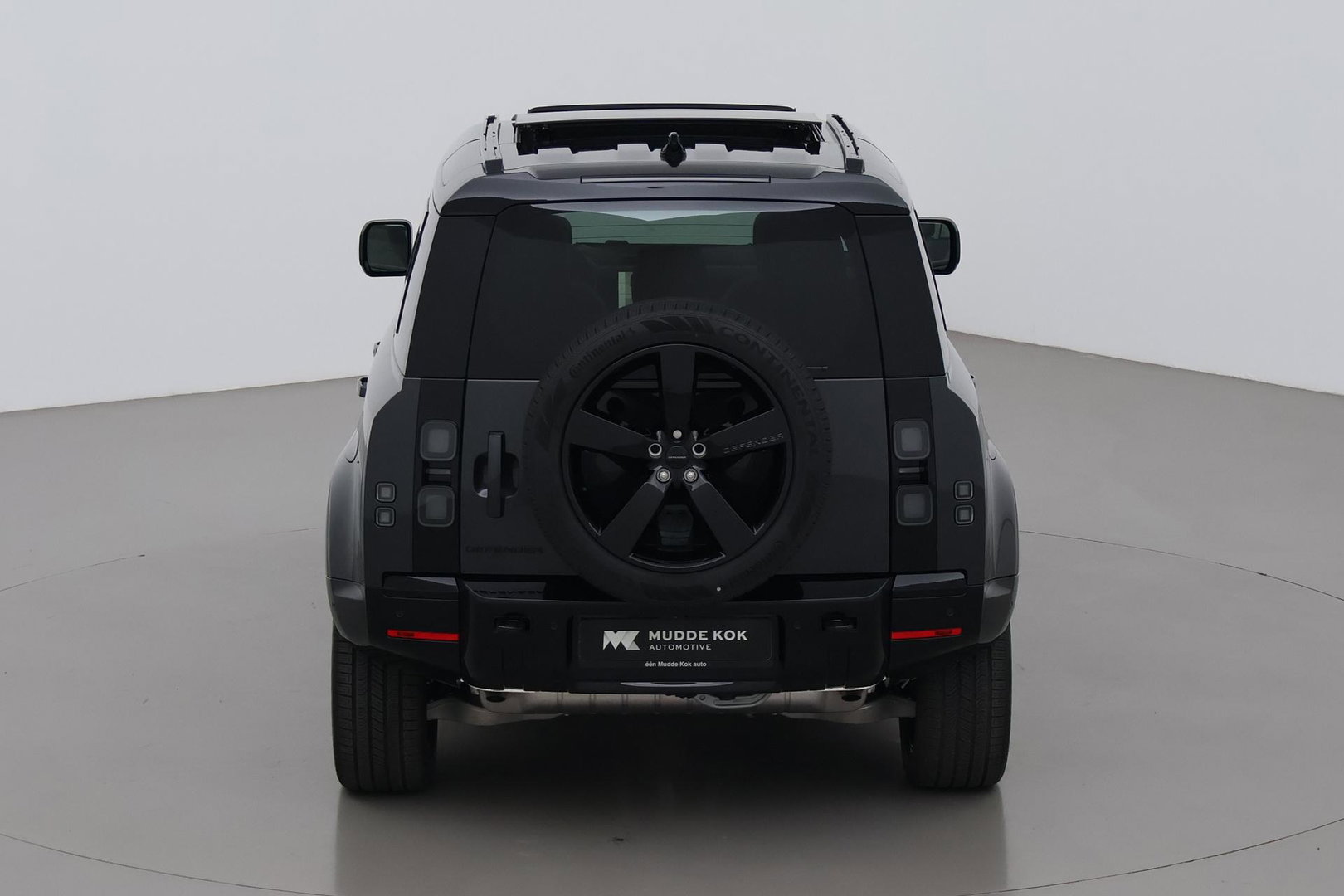 Land Rover Defender 2.0 P300e 110 X-Dynamic HSE | FACELIFT | ClearSight | Meridian Surround | Head-Up | ACC | Panoramadak | Trekhaak