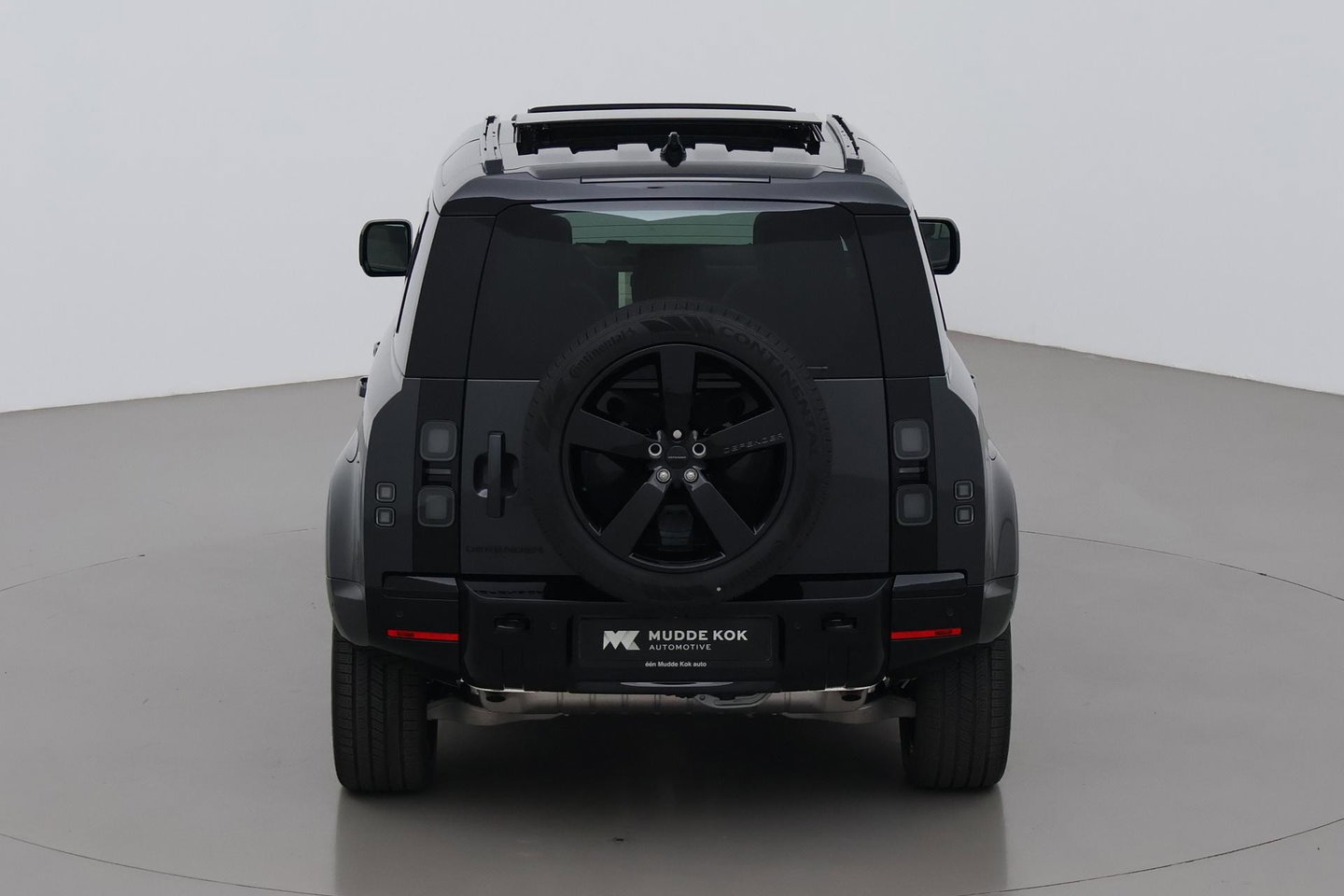 Land Rover Defender 2.0 P300e 110 X-Dynamic HSE | FACELIFT | ClearSight | Meridian Surround | Head-Up | ACC | Panoramadak | Trekhaak