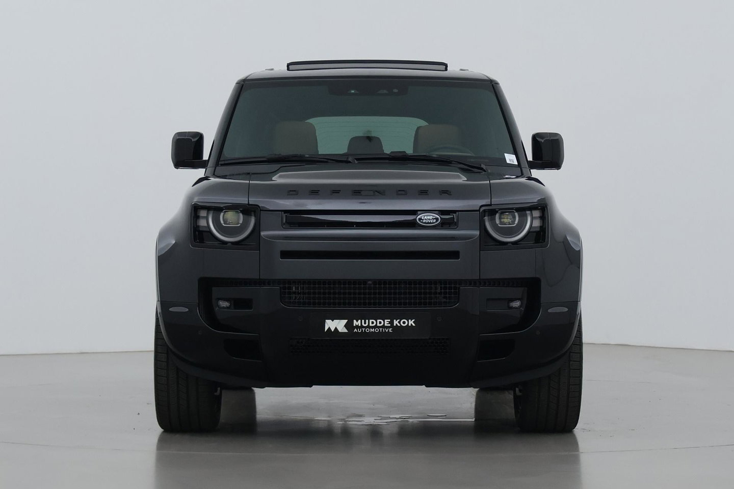 Land Rover Defender 2.0 P300e 110 X-Dynamic HSE | FACELIFT | ClearSight | Meridian Surround | Head-Up | ACC | Panoramadak | Trekhaak