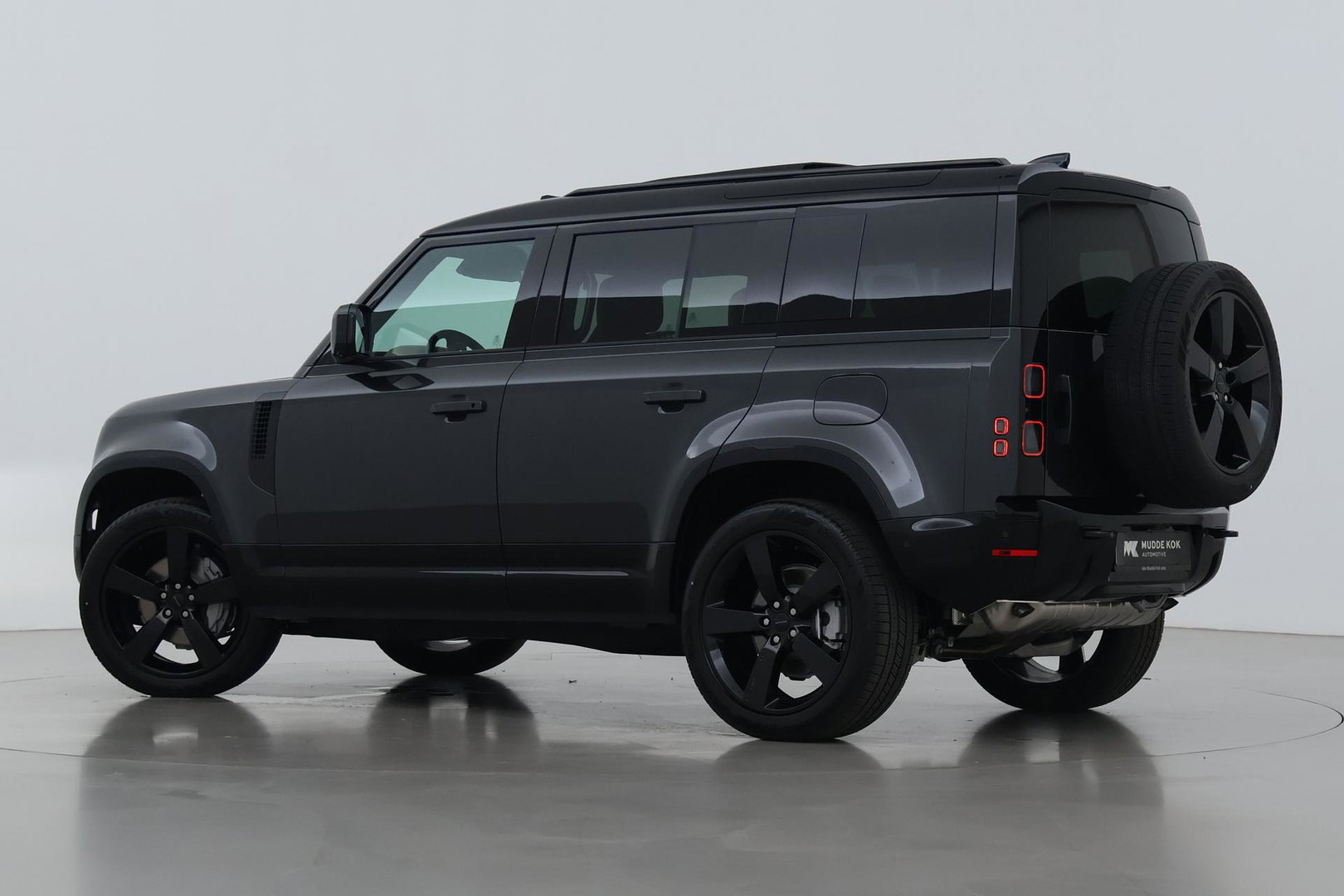 Land Rover Defender 2.0 P300e 110 X-Dynamic HSE | FACELIFT | ClearSight | Meridian Surround | Head-Up | ACC | Panoramadak | Trekhaak
