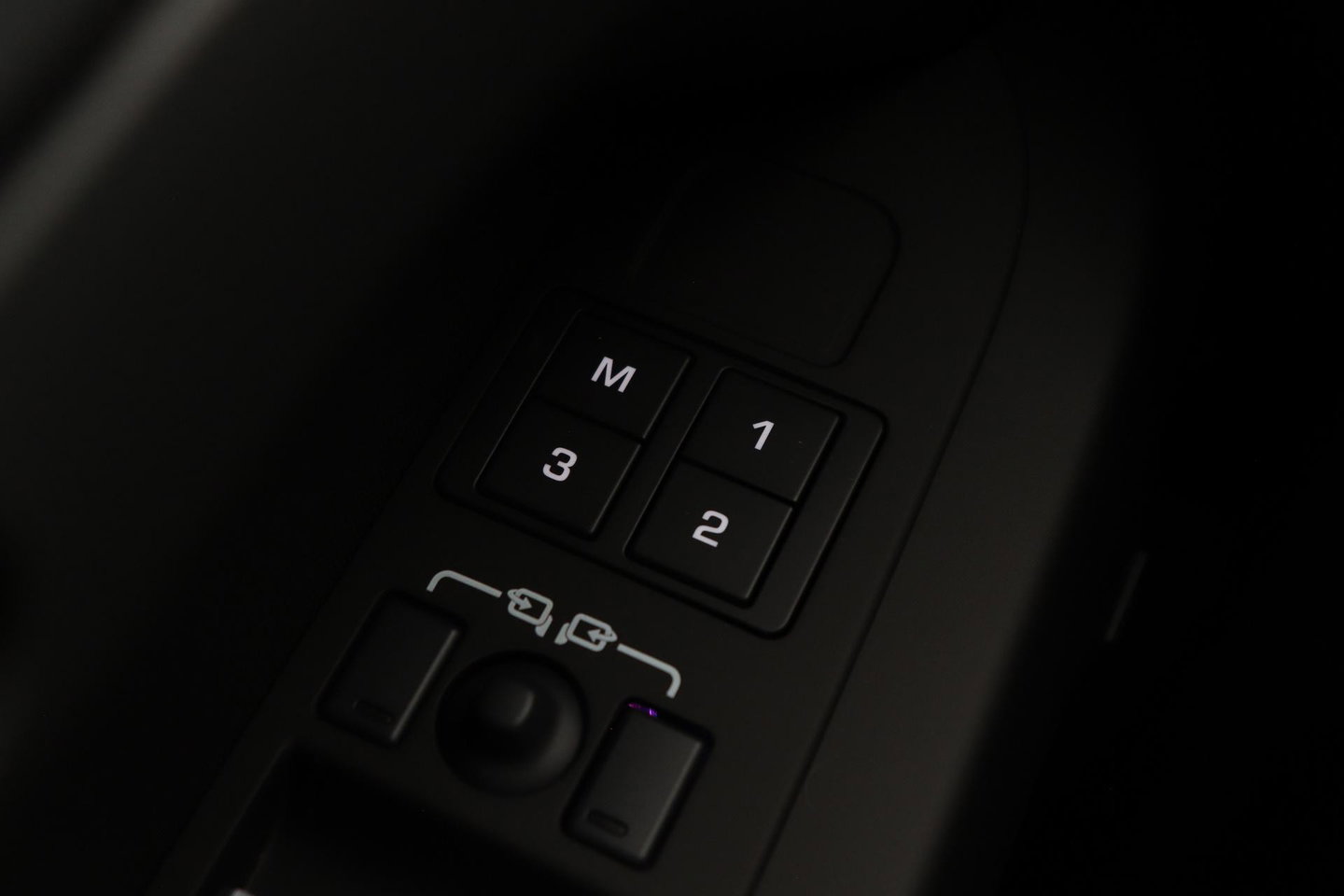 Land Rover Defender 2.0 P300e 110 X-Dynamic HSE | FACELIFT | ClearSight | Meridian Surround | Head-Up | ACC | Panoramadak | Trekhaak