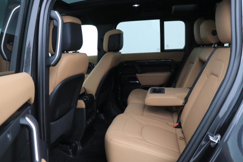 Land Rover Defender 2.0 P300e 110 X-Dynamic HSE | FACELIFT | ClearSight | Meridian Surround | Head-Up | ACC | Panoramadak | Trekhaak