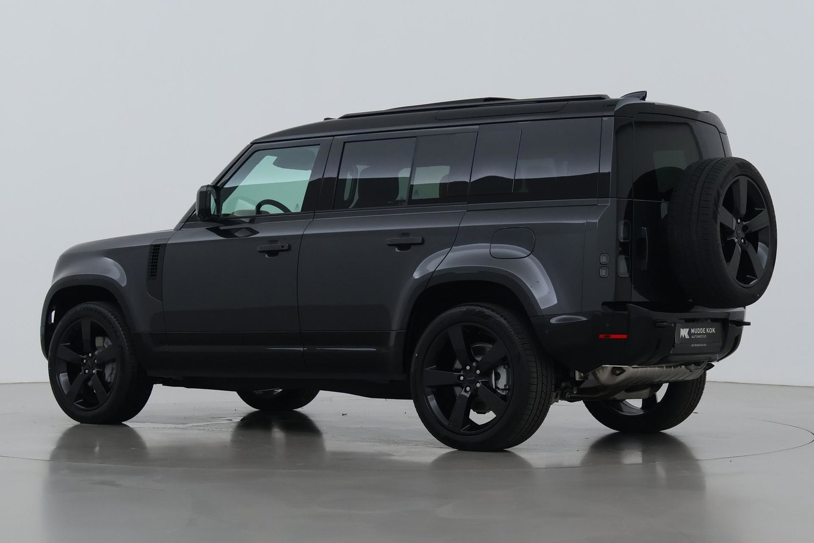 Land Rover Defender 2.0 P300e 110 X-Dynamic HSE | FACELIFT | ClearSight | Meridian Surround | Head-Up | ACC | Panoramadak | Trekhaak