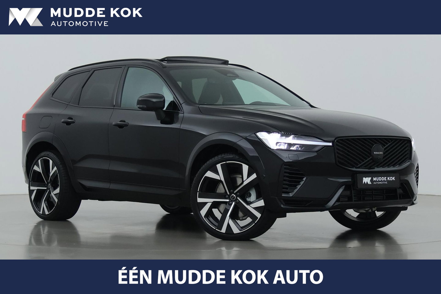 Volvo XC60 T8 Plug-in hybrid Ultra Black Edition | ACC | Panoramadak | 360° Camera | Head-Up | Harman/Kardon | 22 Inch