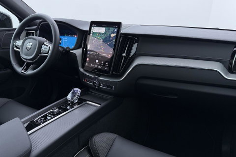 Volvo XC60 T8 Plug-in hybrid Ultra Black Edition | ACC | Panoramadak | 360° Camera | Head-Up | Harman/Kardon | 22 Inch