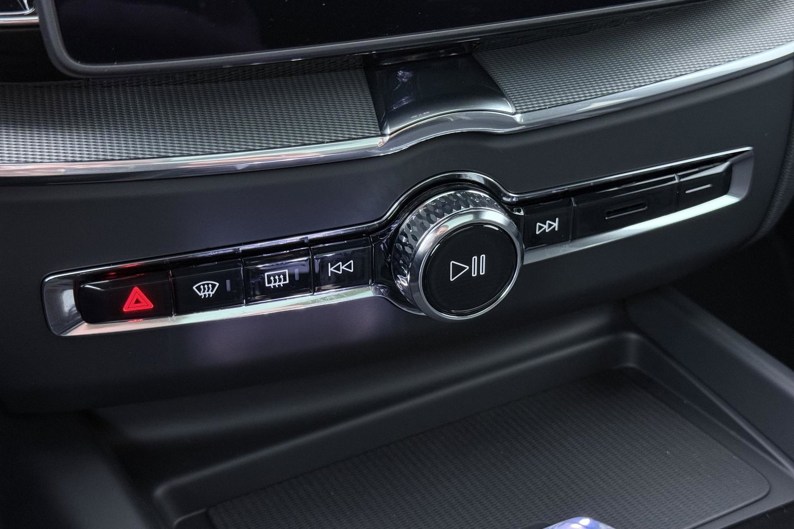 Volvo XC60 T8 Plug-in hybrid Ultra Black Edition | ACC | Panoramadak | 360° Camera | Head-Up | Harman/Kardon | 22 Inch