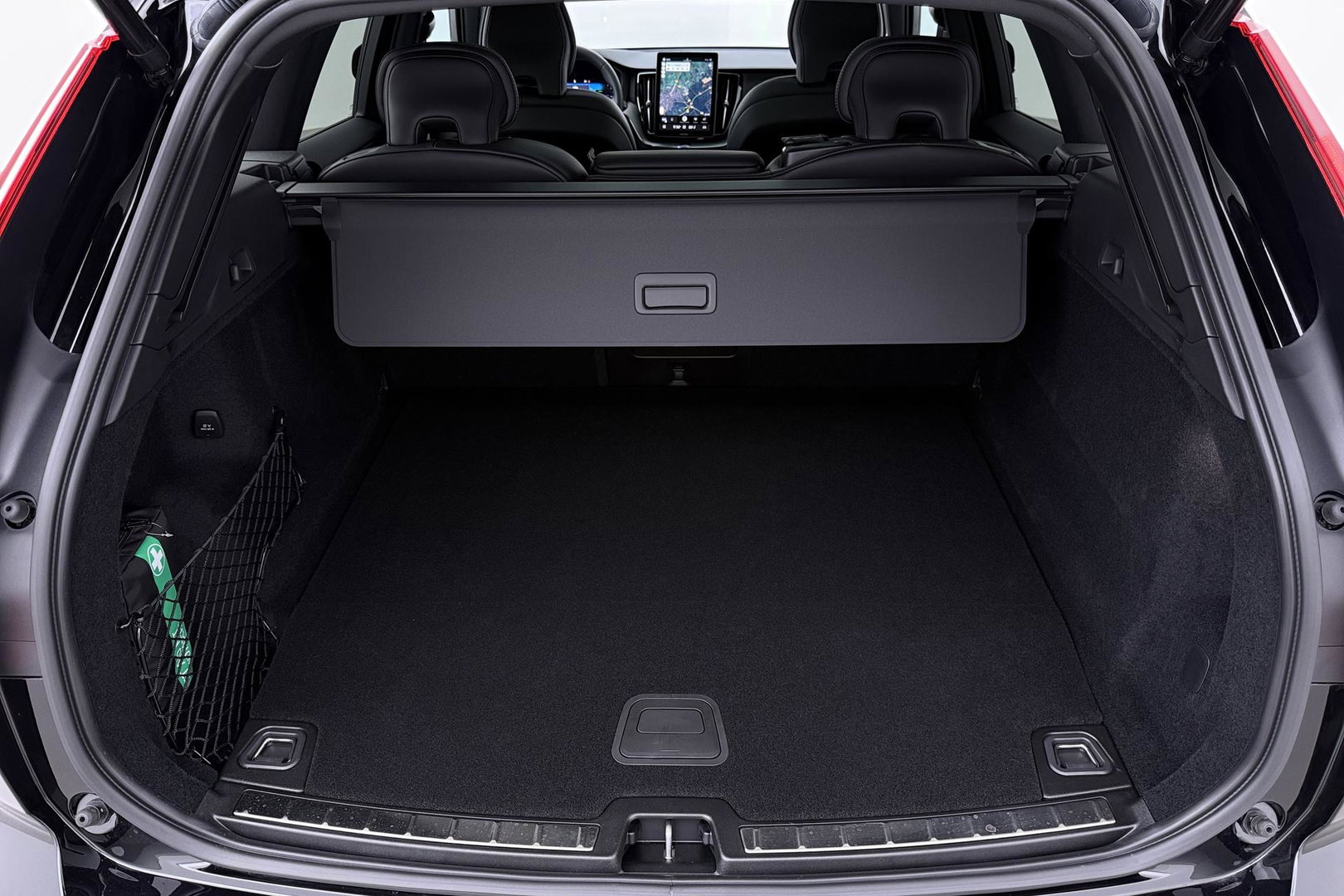 Volvo XC60 T8 Plug-in hybrid Ultra Black Edition | ACC | Panoramadak | 360° Camera | Head-Up | Harman/Kardon | 22 Inch