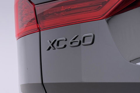 Volvo XC60 T8 Plug-in hybrid Ultra Black Edition | ACC | Panoramadak | 360° Camera | Head-Up | Harman/Kardon | 22 Inch