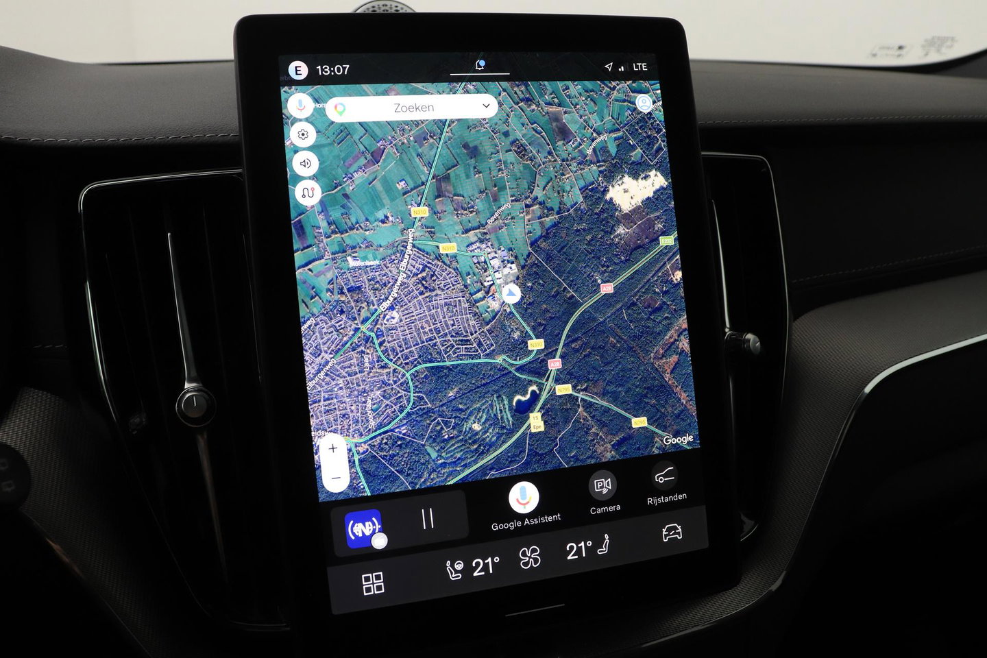 Volvo XC60 T8 Plug-in hybrid Ultra Black Edition | ACC | Panoramadak | Bowers&Wilkins | Head-Up | 360° Camera | Massage+Ventilatie | 21 inch