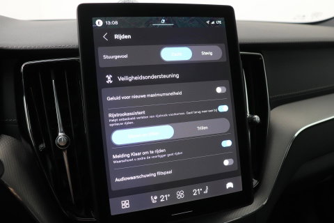 Volvo XC60 T8 Plug-in hybrid Ultra Black Edition | ACC | Panoramadak | Bowers&Wilkins | Head-Up | 360° Camera | Massage+Ventilatie | 21 inch