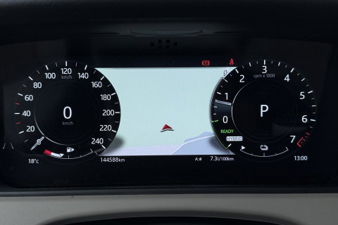 Land Rover Range Rover Velar 2.0 P400e | Elektrische Trekhaak | Keyless Entry | Memory | Camera | Leder | 19 inch