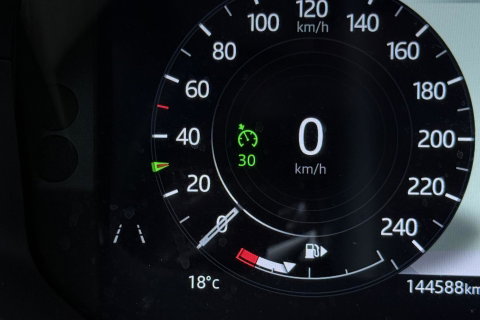 Land Rover Range Rover Velar 2.0 P400e | Elektrische Trekhaak | Keyless Entry | Memory | Camera | Leder | 19 inch