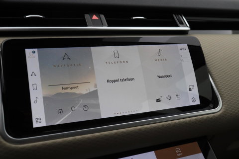 Land Rover Range Rover Velar 2.0 P400e | Elektrische Trekhaak | Keyless Entry | Memory | Camera | Leder | 19 inch