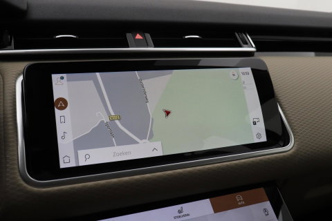 Land Rover Range Rover Velar 2.0 P400e | Elektrische Trekhaak | Keyless Entry | Memory | Camera | Leder | 19 inch