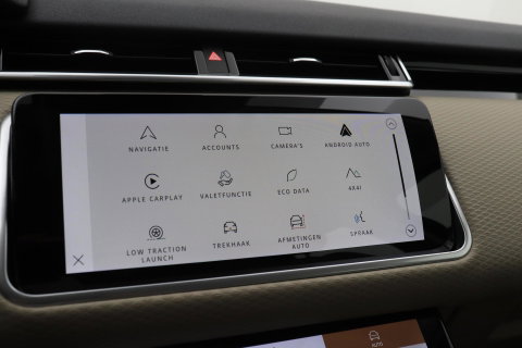 Land Rover Range Rover Velar 2.0 P400e | Elektrische Trekhaak | Keyless Entry | Memory | Camera | Leder | 19 inch