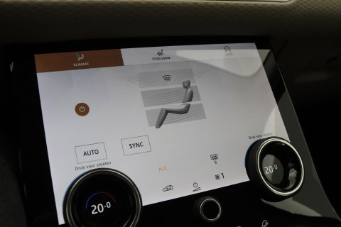 Land Rover Range Rover Velar 2.0 P400e | Elektrische Trekhaak | Keyless Entry | Memory | Camera | Leder | 19 inch