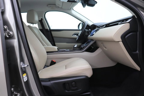 Land Rover Range Rover Velar 2.0 P400e | Elektrische Trekhaak | Keyless Entry | Memory | Camera | Leder | 19 inch