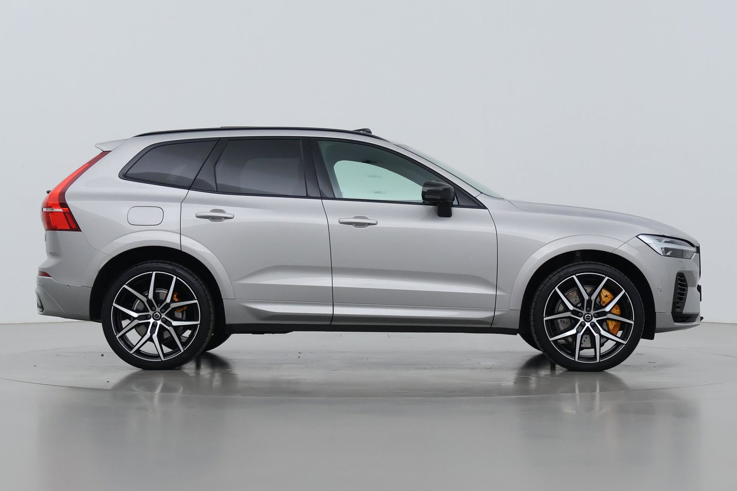 Volvo XC60 T8 Plug-in-hybrid Polestar Engineered | Bowers&Wilkins | 22 Inch | Head-Up | Panoramadak | 360° Camera | ACC