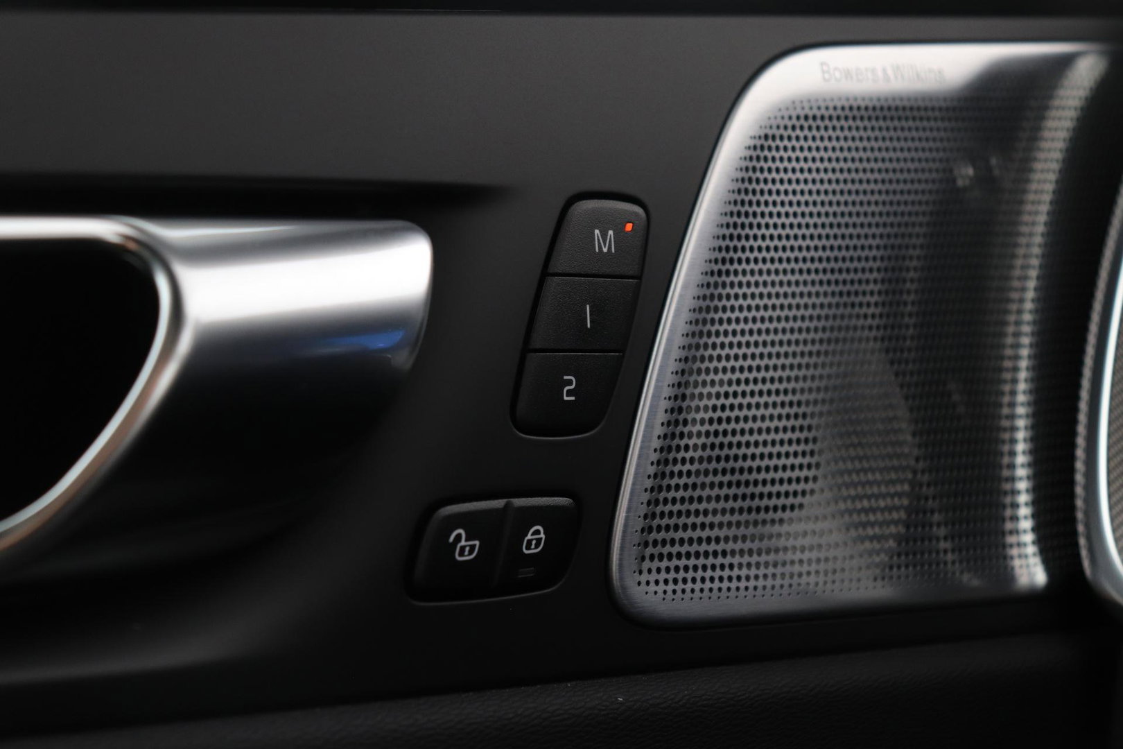 Volvo XC60 T8 Plug-in-hybrid Polestar Engineered | Bowers&Wilkins | 22 Inch | Head-Up | Panoramadak | 360° Camera | ACC