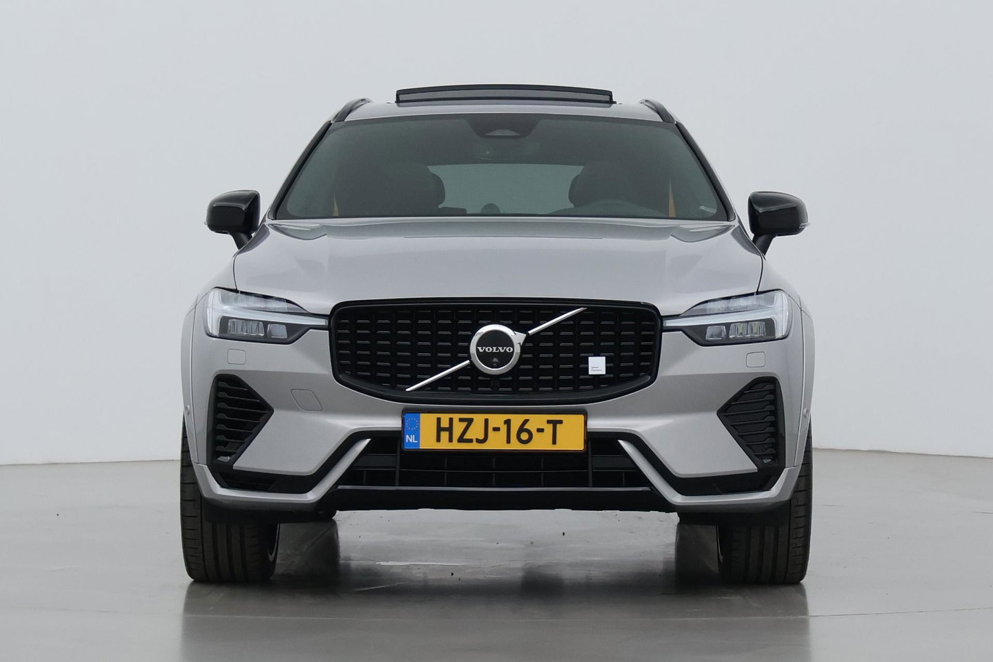 Volvo XC60 T8 Plug-in-hybrid Polestar Engineered | Bowers&Wilkins | 22 Inch | Head-Up | Panoramadak | 360° Camera | ACC