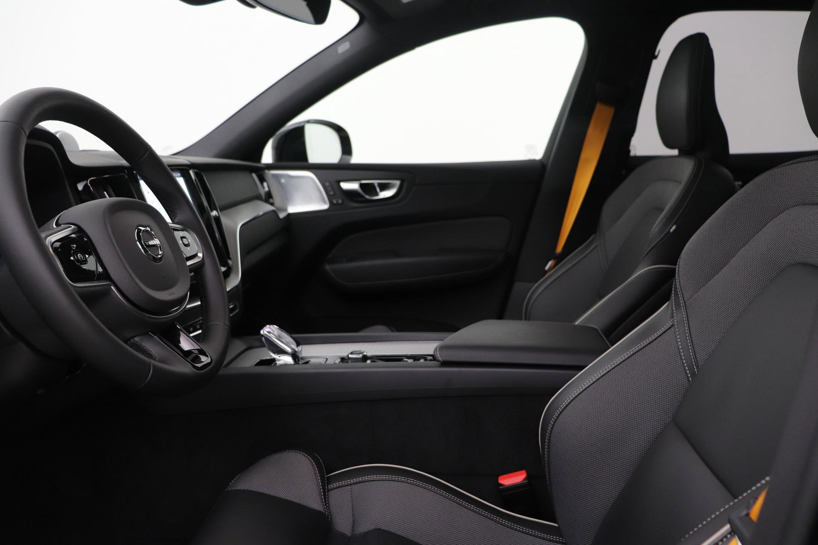 Volvo XC60 T8 Plug-in-hybrid Polestar Engineered | Bowers&Wilkins | 22 Inch | Head-Up | Panoramadak | 360° Camera | ACC