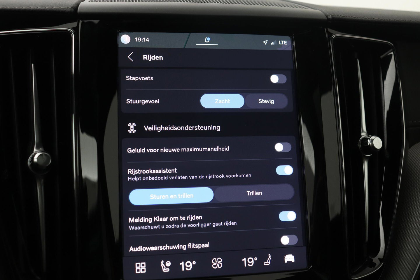 Volvo XC60 T8 Plug-in-hybrid Polestar Engineered | Bowers&Wilkins | 22 Inch | Head-Up | Panoramadak | 360° Camera | ACC