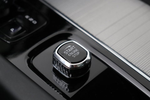 Volvo XC60 T8 Plug-in-hybrid Polestar Engineered | Bowers&Wilkins | 22 Inch | Head-Up | Panoramadak | 360° Camera | ACC
